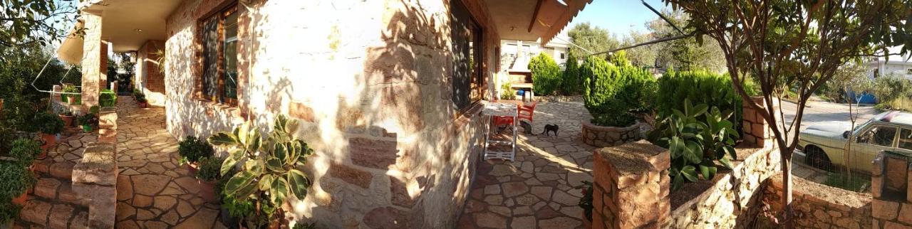 Altin skrapari guesthouse Ksamil Exteriör bild