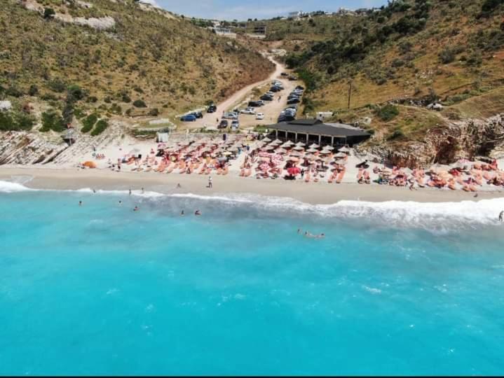 Altin skrapari guesthouse Ksamil Exteriör bild
