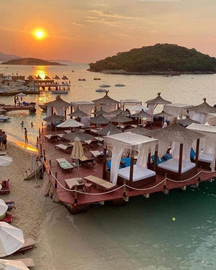 Altin skrapari guesthouse Ksamil Exteriör bild
